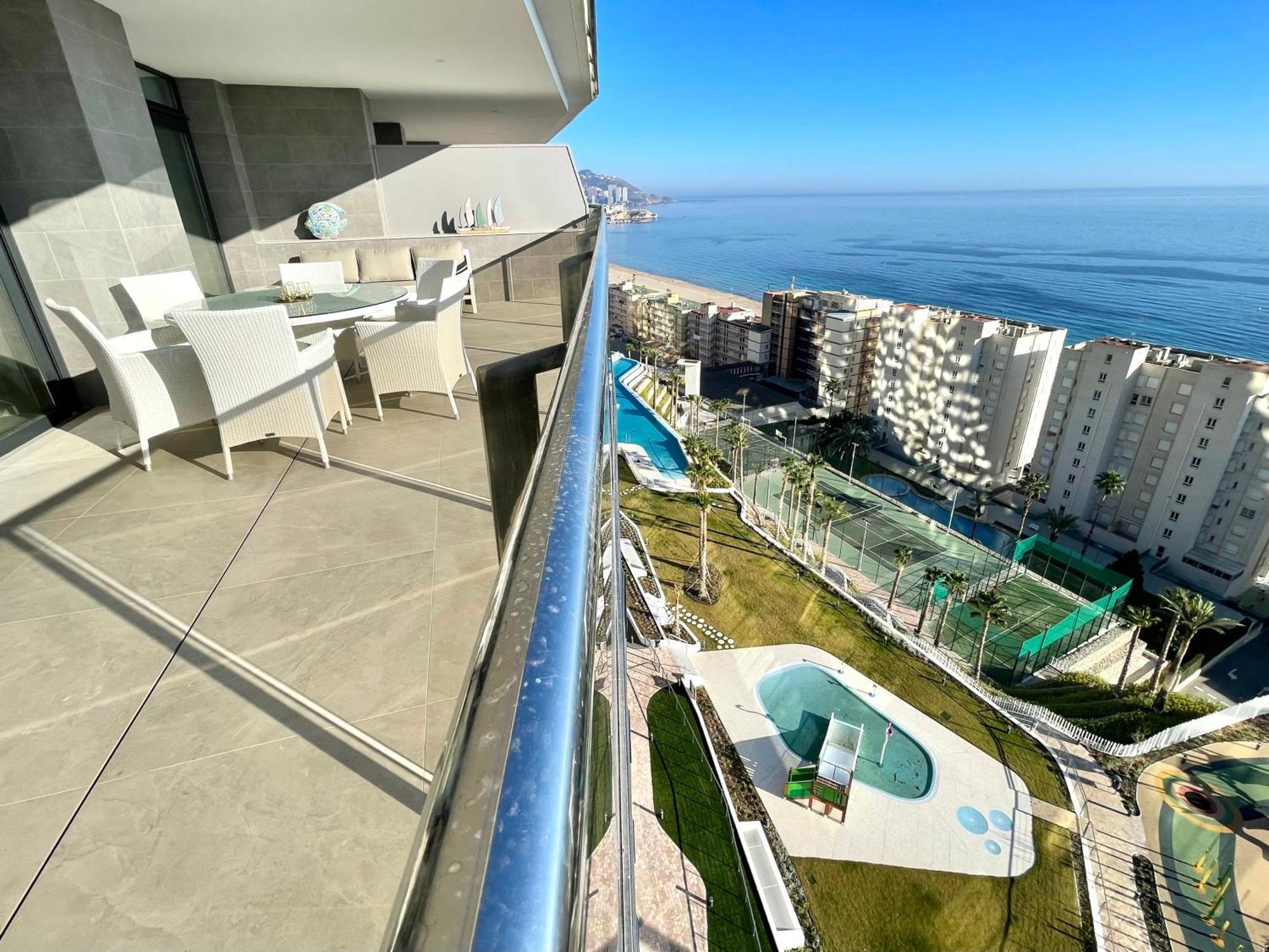 Luxury Apartment Sunset Cliffs Бенидорм Екстериор снимка