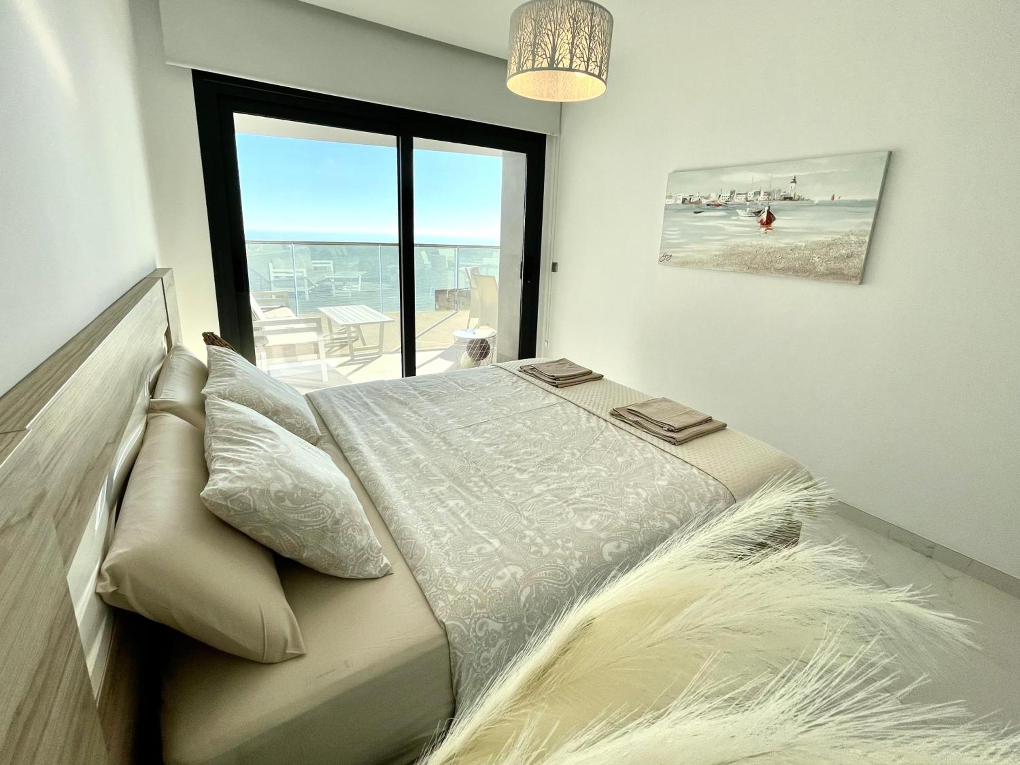 Luxury Apartment Sunset Cliffs Бенидорм Екстериор снимка
