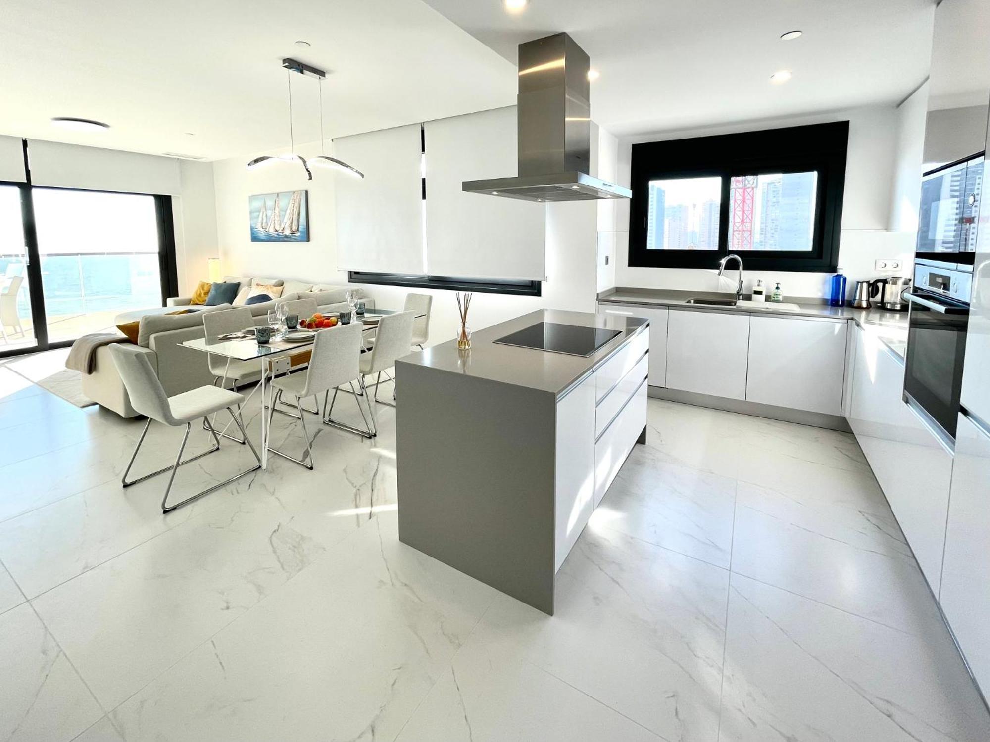 Luxury Apartment Sunset Cliffs Бенидорм Екстериор снимка