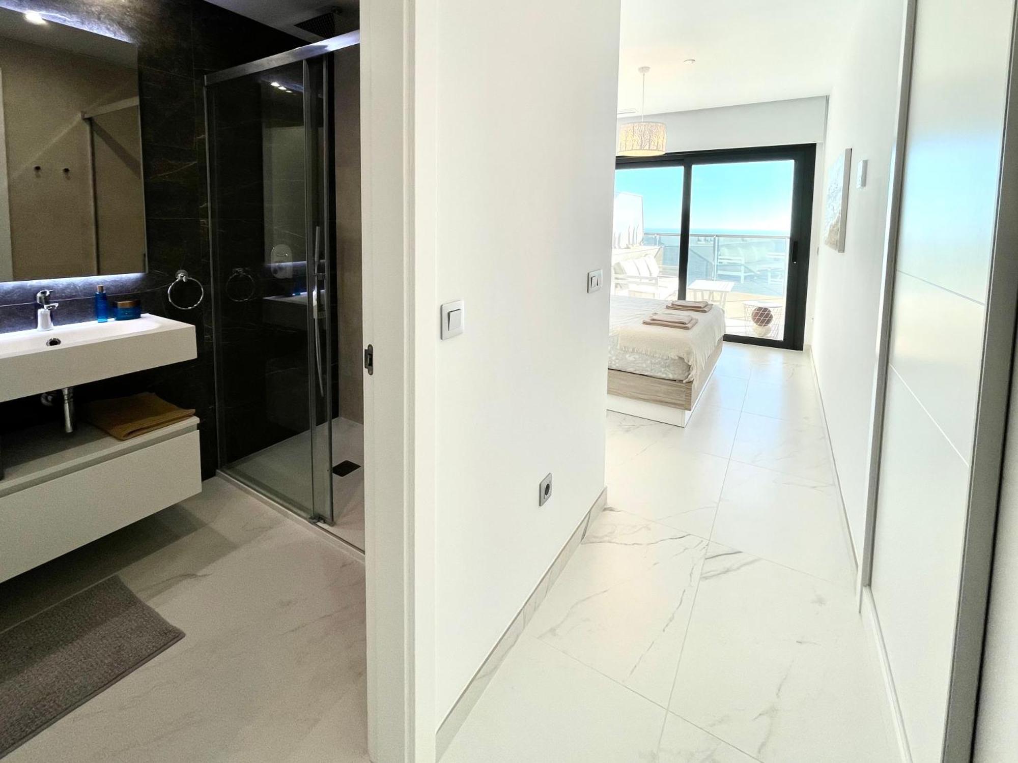 Luxury Apartment Sunset Cliffs Бенидорм Екстериор снимка